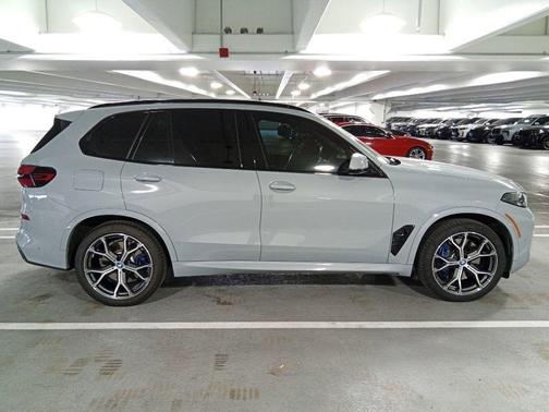 Brooklyn Gray Metallic 2024 BMW X5 PHEV xDrive50e