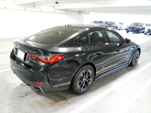 Black Sapphire Metallic 2023 BMW i4 Gran Coupe eDrive40