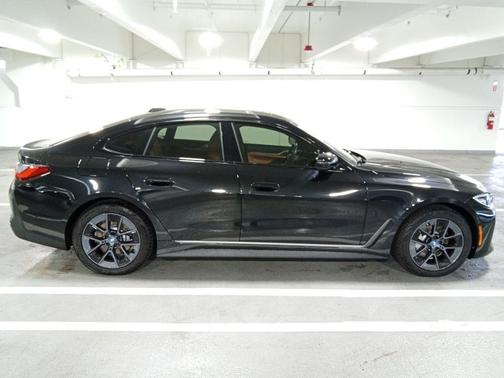 Black Sapphire Metallic 2023 BMW i4 Gran Coupe eDrive40