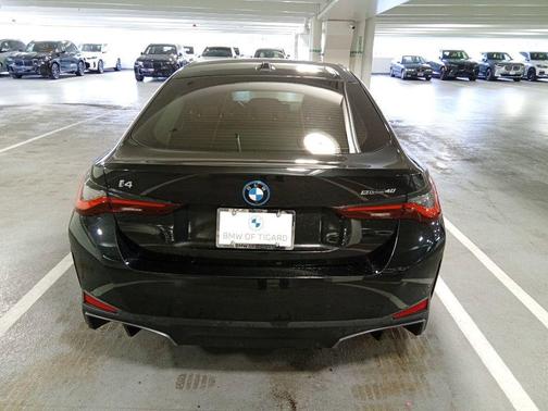 Black Sapphire Metallic 2023 BMW i4 Gran Coupe eDrive40