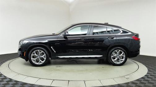 2024 BMW X4 xDrive30i