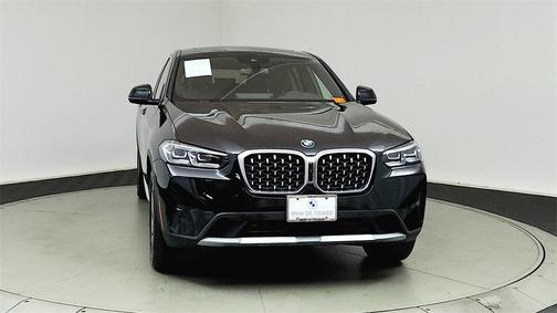 2024 BMW X4 xDrive30i