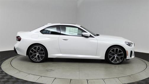 2024 BMW 230 i xDrive