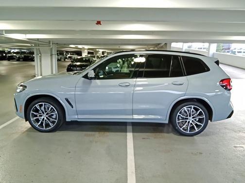 Brooklyn Gray Metallic 2023 BMW X3 xDrive30i