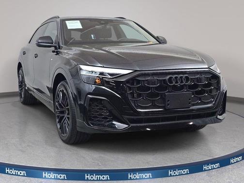 Mythos Black Metallic 2025 Audi Q8 55 Premium