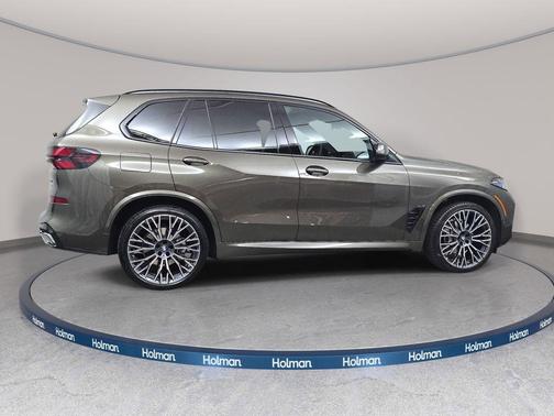 Green Metallic 2026 BMW X5 xDrive40i