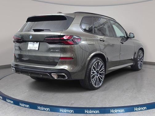 Green Metallic 2026 BMW X5 xDrive40i