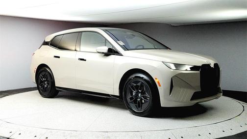 2026 BMW iX xDrive45