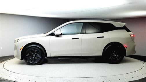 2026 BMW iX xDrive45
