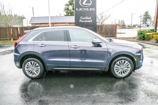 2024 Cadillac XT4 Premium Luxury