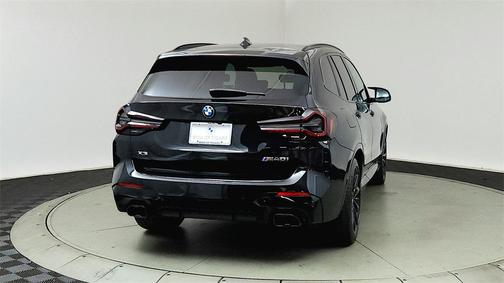 2023 BMW X3 M40i