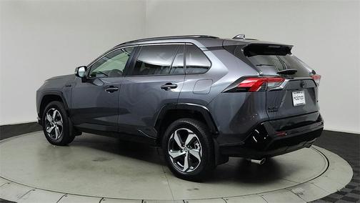2024 Toyota RAV4 Prime SE