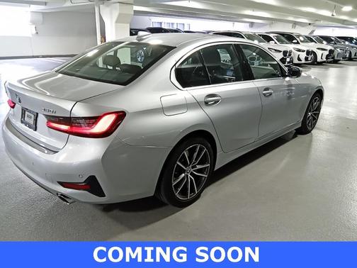 2019 BMW 330 i xDrive