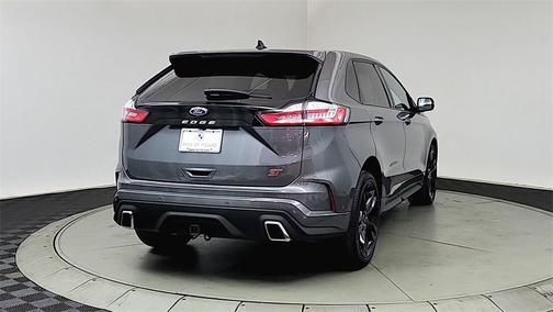 2022 Ford Edge ST