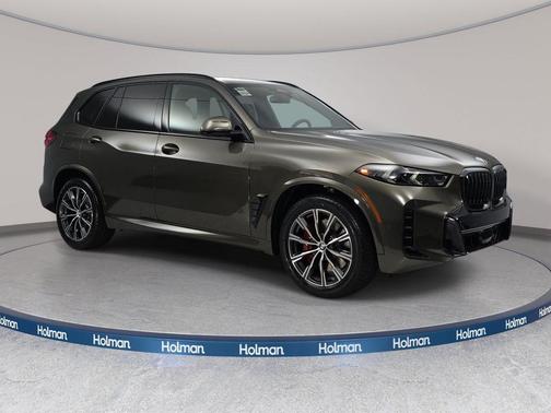 Manhattan Green Metallic 2026 BMW X5 xDrive40i