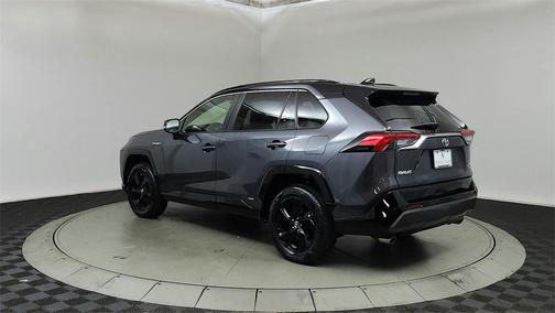 2019 Toyota RAV4 Hybrid XSE
