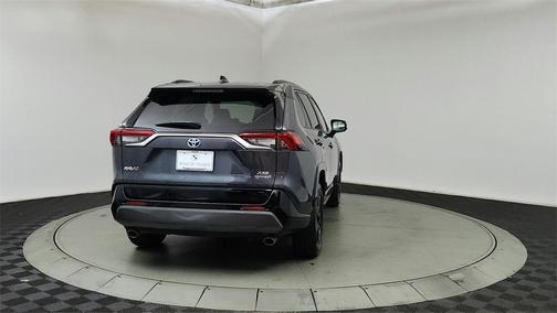 2019 Toyota RAV4 Hybrid XSE