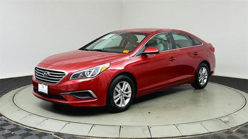 2017 Hyundai SONATA SE