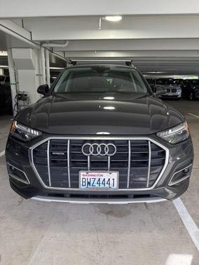 Manhattan Gray Metallic 2021 Audi Q5 45 Prestige