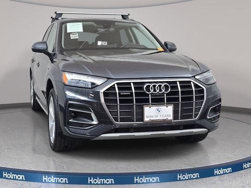 Manhattan Gray Metallic 2021 Audi Q5 45 Prestige