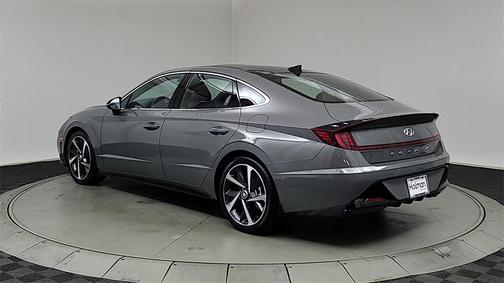 2022 Hyundai SONATA SEL Plus