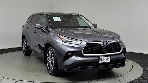 2021 Toyota Highlander Hybrid XLE