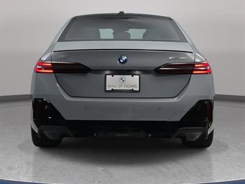 2026 BMW i5 xDrive40