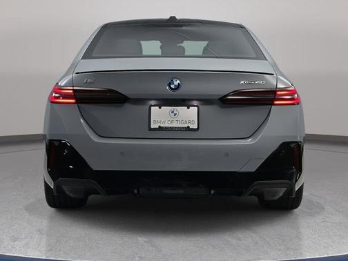 2026 BMW i5 xDrive40