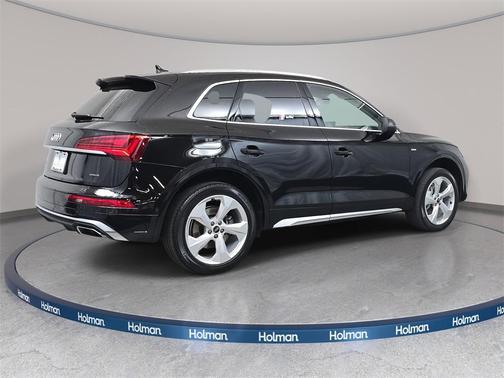 2023 Audi Q5 45 S line Prestige
