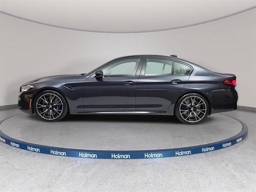 2022 BMW M5 Base