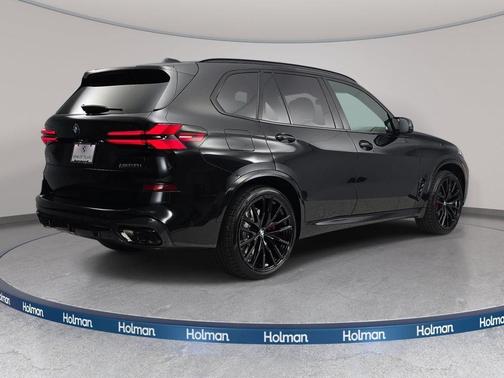Black Sapphire Metallic 2026 BMW X5 M60i