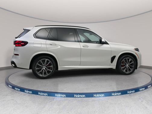 Mineral White Metallic 2026 BMW X5 PHEV xDrive50e