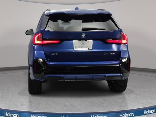 Portimao Blue Metallic 2026 BMW X1 xDrive28i
