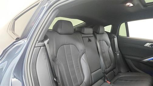 2022 BMW X6 xDrive40i
