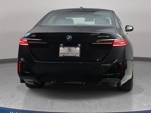 2026 BMW i5 xDrive40