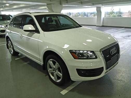 2011 Audi Q5 Premium Plus