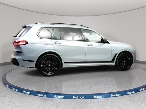 2026 BMW X7 M60i