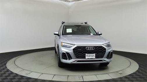 2022 Audi Q5 45 S line Premium Plus