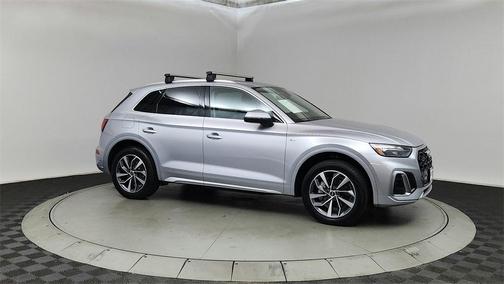 2022 Audi Q5 45 S line Premium Plus