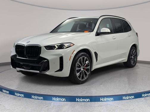 Alpine White 2026 BMW X5 PHEV xDrive50e