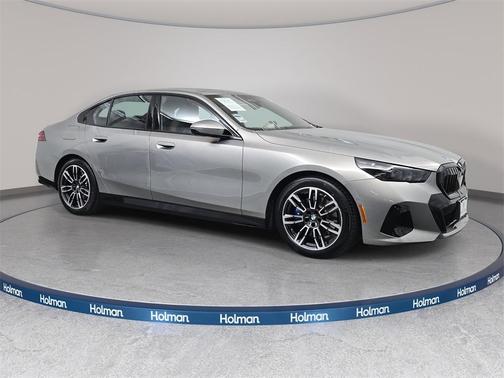 2025 BMW 530 i xDrive