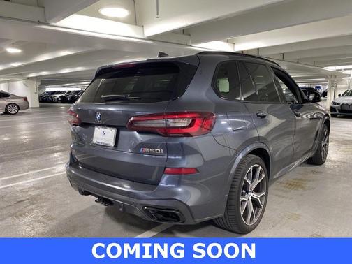 2020 BMW X5 M50i