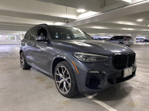2020 BMW X5 M50i