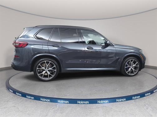 2020 BMW X5 M50i