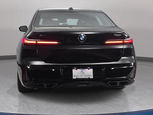 Black Sapphire Metallic 2026 BMW 760 760i xDrive