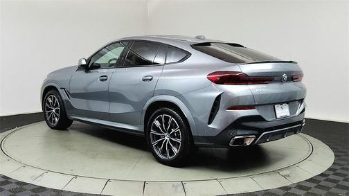 2024 BMW X6 xDrive40i