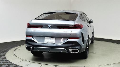 2024 BMW X6 xDrive40i