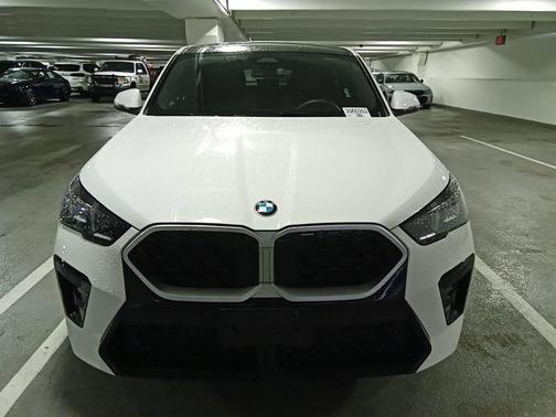 2025 BMW X2 xDrive28i