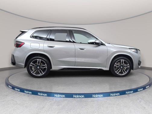 Space Silver 2026 BMW X1 xDrive28i