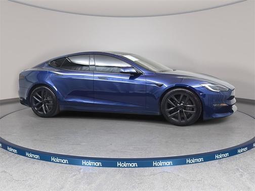 2022 Tesla Model S Plaid